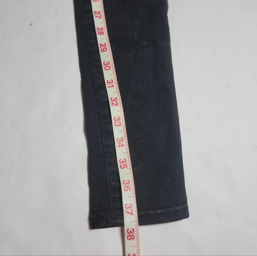 SO Black Distressed Skinny Jeans Size 5 Juniors (Women 0-2) Stretch High Rise